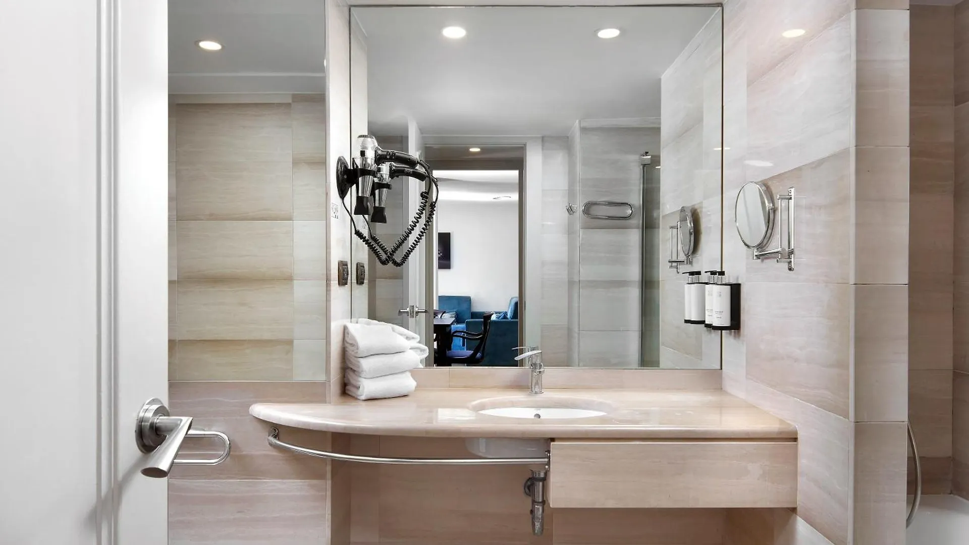 Apartaments-Hotel Hispanos 7 Suiza Barcelona Aparthotel