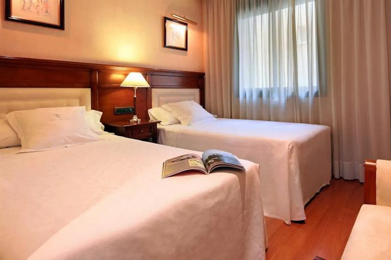 Apartaments-Hotel Hispanos 7 Suiza Barcelona